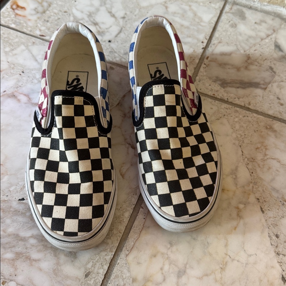 Vans Slip-ons size 7 - Picture 2 of 10
